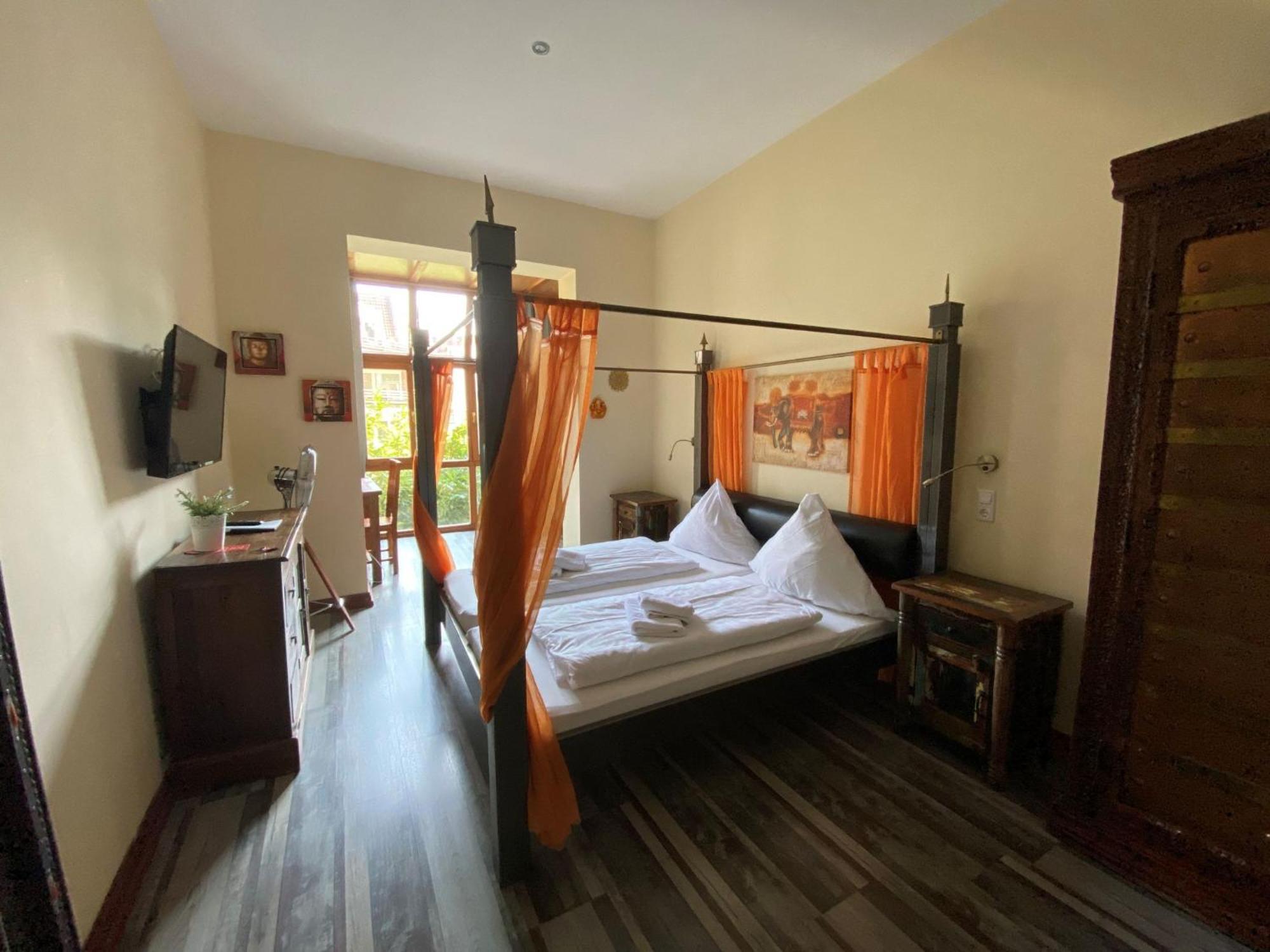 Avalon Bed & Breakfast Themen/- Nichtraucherhotel Хановер Екстериор снимка