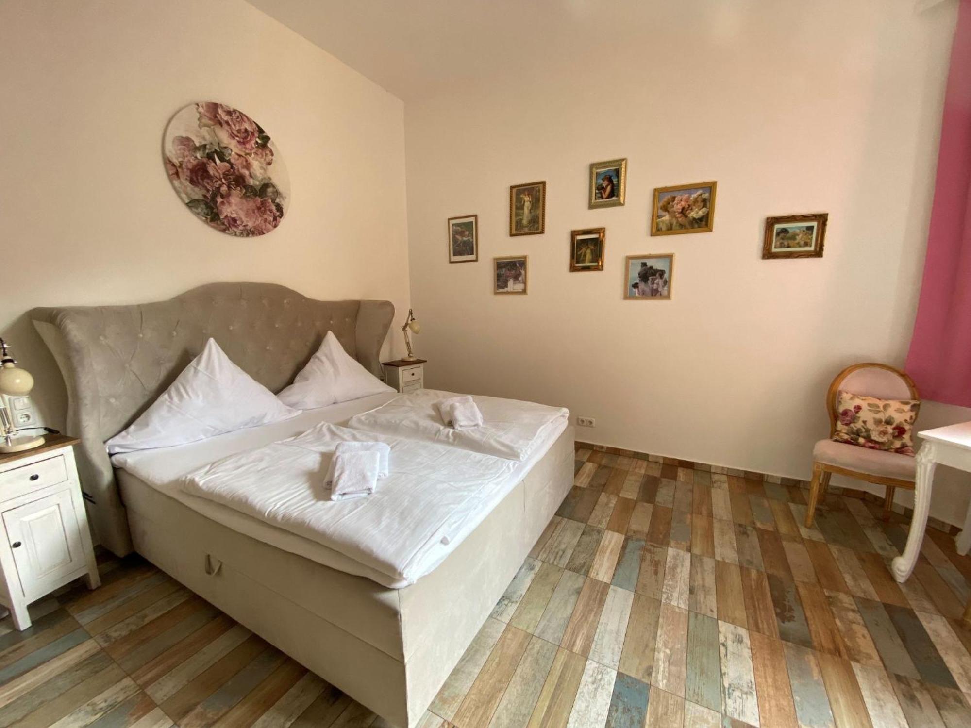 Avalon Bed & Breakfast Themen/- Nichtraucherhotel Хановер Екстериор снимка