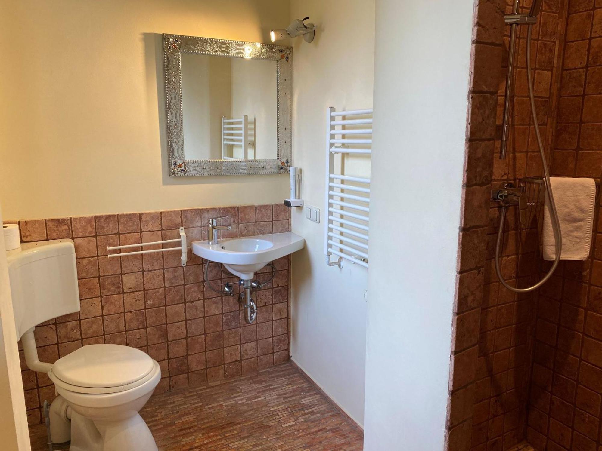 Avalon Bed & Breakfast Themen/- Nichtraucherhotel Хановер Екстериор снимка