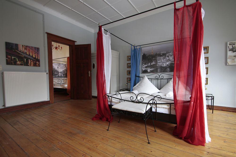 Avalon Bed & Breakfast Themen/- Nichtraucherhotel Хановер Екстериор снимка