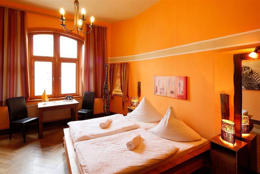Avalon Bed & Breakfast Themen/- Nichtraucherhotel Хановер Екстериор снимка