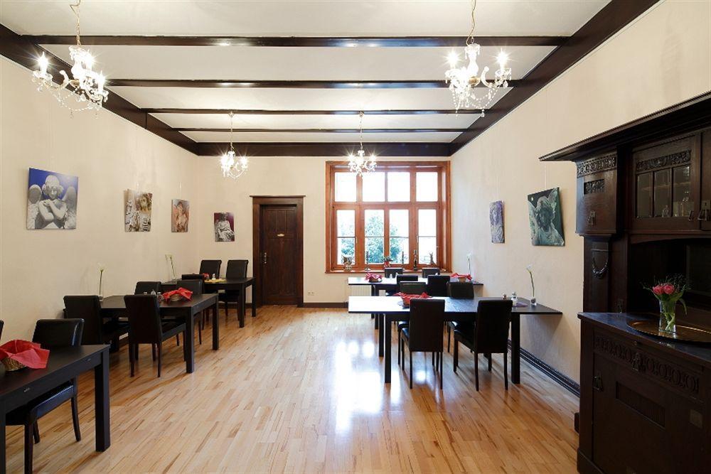 Avalon Bed & Breakfast Themen/- Nichtraucherhotel Хановер Екстериор снимка