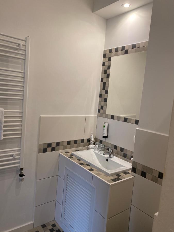 Avalon Bed & Breakfast Themen/- Nichtraucherhotel Хановер Екстериор снимка